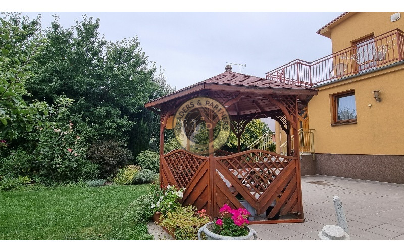 PRENÁJOM 3 IZBOVÉHO RODINNÉHO DOMU NOVOBANSKÁ - PETRŽALKA