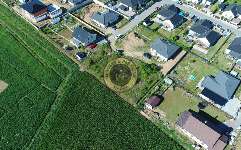 Prodej, Pozemky pro bydlení, 1009 m² - Sluštice, okr. Praha-východ