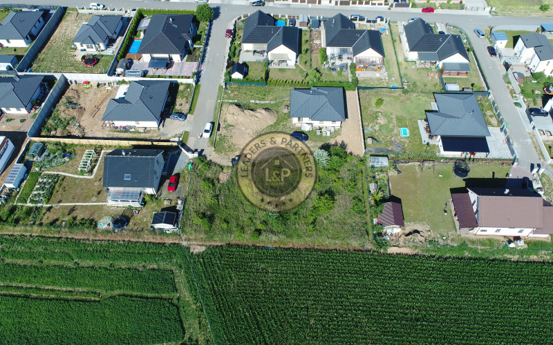 Prodej, Pozemky pro bydlení, 1009 m² - Sluštice, okr. Praha-východ