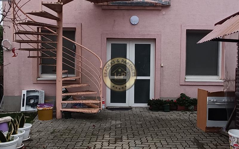 4 izbový byt v rodinnom dome na prenájom