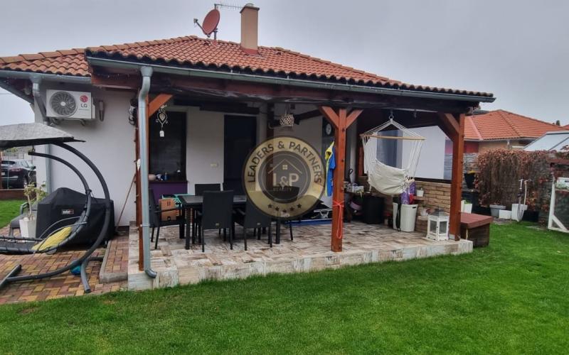 PREDAJ NÁDHERNÝ 4 IZBOVÝ RODINNÝ DOM RAJKA
