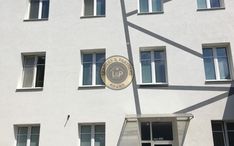 Ponúkame na predaj 2-izbový byt v Senici