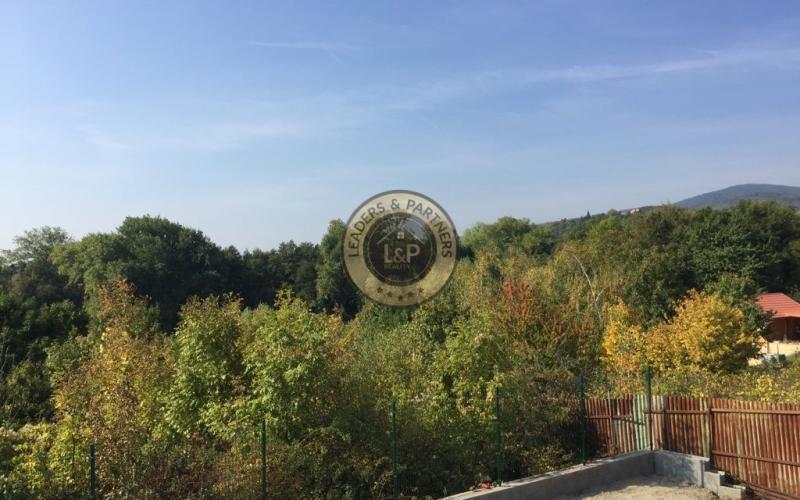 PREDAJ NÁDHERNÝ STAVEBNÝ POZEMOK MODRA - POD VINICAMI