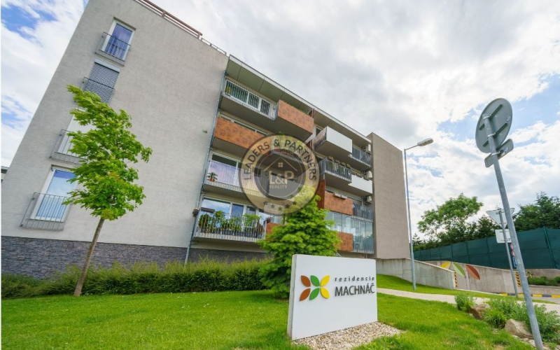PRENÁJOM LUXUSNÝ 4 IZBOVÝ BYT, REZIDENCIA MACHNÁČ-DROTÁRSKA CESTA