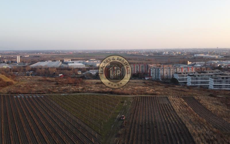 PREDAJ KRÁSNY 3 IZBOVÝ BYT RAČA - KARPATSKÉ NÁMESTIE