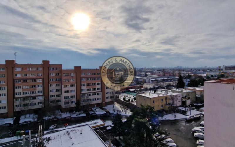 PREDAJ KRÁSNY 3 IZBOVÝ BYT RAČA - KARPATSKÉ NÁMESTIE