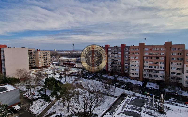 PREDAJ KRÁSNY 3 IZBOVÝ BYT RAČA - KARPATSKÉ NÁMESTIE