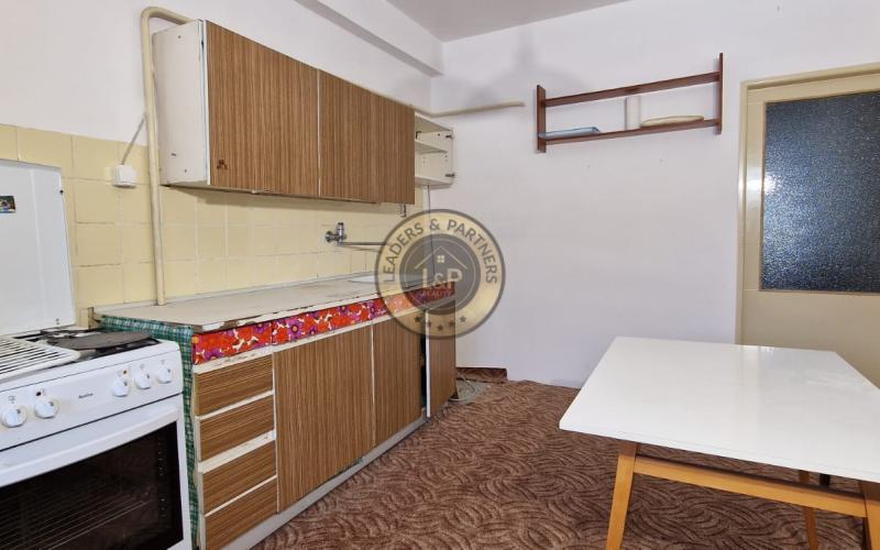 PREDAJ KRÁSNY 3 IZBOVÝ BYT RAČA - KARPATSKÉ NÁMESTIE