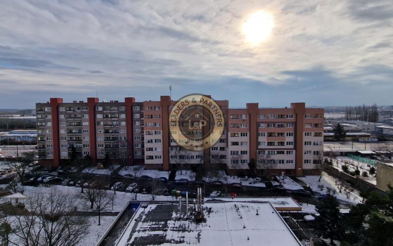 PREDAJ KRÁSNY 3 IZBOVÝ BYT RAČA - KARPATSKÉ NÁMESTIE