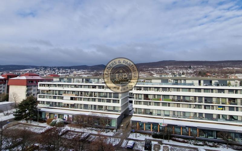 PREDAJ KRÁSNY 3 IZBOVÝ BYT RAČA - KARPATSKÉ NÁMESTIE