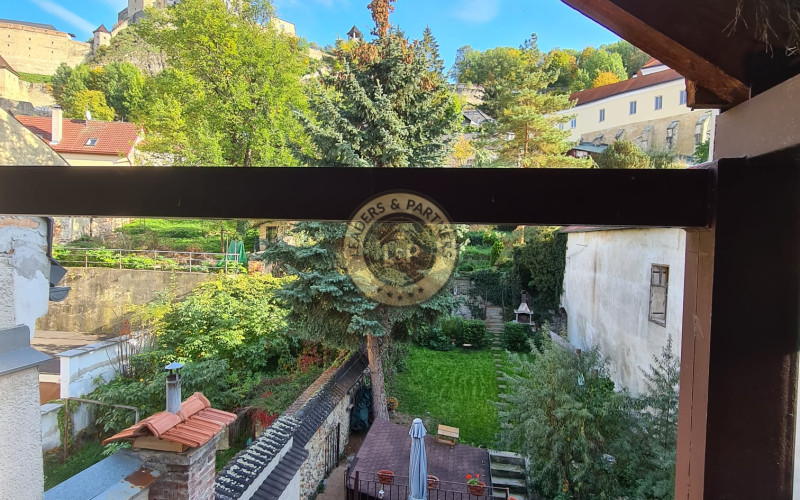 Investičný rodinný dom vhodný na podnikateľské účely v centre Trenčína!!!