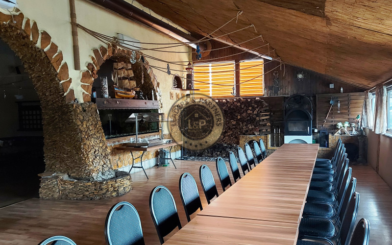 Zaujímavá podnikateľská príležitosť. Exkluzívne  na predaj Hotel KORZO v Sečovciach .