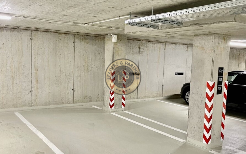 PREDAJ GARÁŽOVÉ STÁTIE - OMNIA - TOMÁŠIKOVA - RUŽINOV