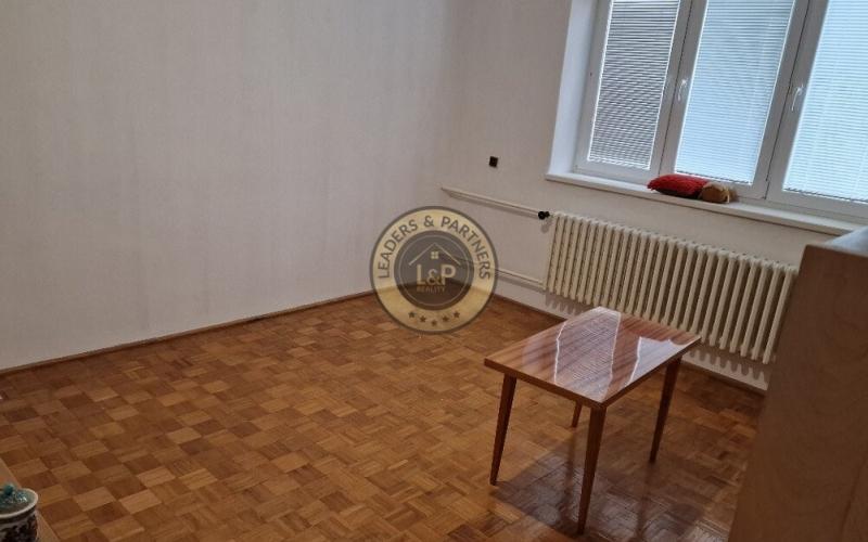 Na predaj rodinný dom v obci Zeleneč (Znížená cena!)