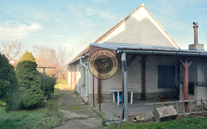 Rodinný dom s veľkým pozemkom v obci Kúty