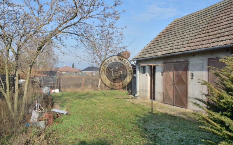 Rodinný dom s veľkým pozemkom v obci Kúty