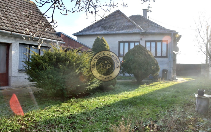 Rodinný dom s veľkým pozemkom v obci Kúty