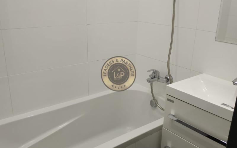 PRENÁJOM 4 IZBOVÝ BYT - STROMOVÁ NOVÉ MESTO