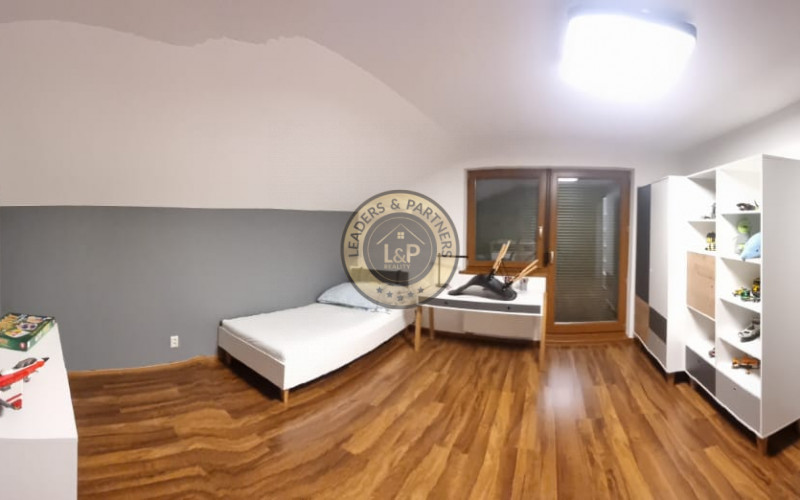 Ponúkame na predaj rodinný dom v Modranke