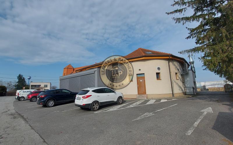 Na predaj Motorest KANADA - Hriadky.