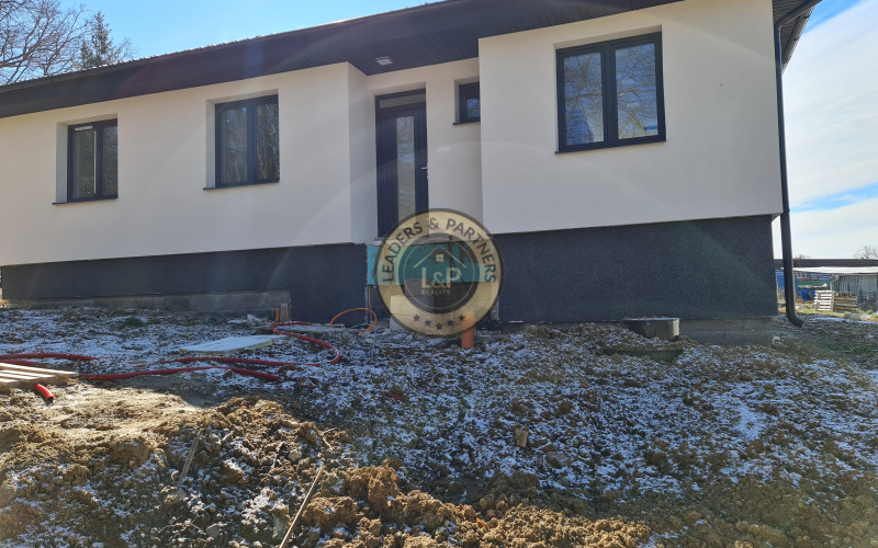 4 izbový Bungalov Košice -okolie , Ďurďošík, terasa, elektrina, voda , kanalizácia