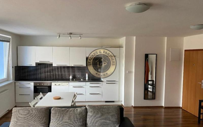 PREDAJ KRÁSNY 2 IZBOVY BYT, RUŽINOV, REZEDOVÁ