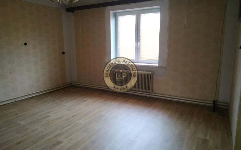 Ponúkame na predaj rodinný dom v Čáčove