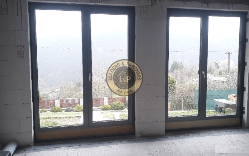 Chata - dom Košice - Ťahanovce, Viničky, elektrina, voda, žumpa