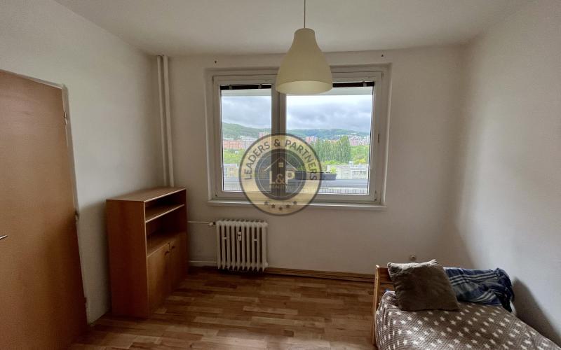 PREDAJ KRÁSNY 3 IZBOVÝ BYT, HÚŠČAVOVA DÚBRAVKA