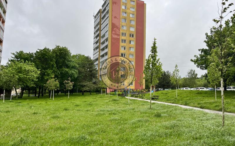 PREDAJ KRÁSNY 3 IZBOVÝ BYT, HÚŠČAVOVA DÚBRAVKA