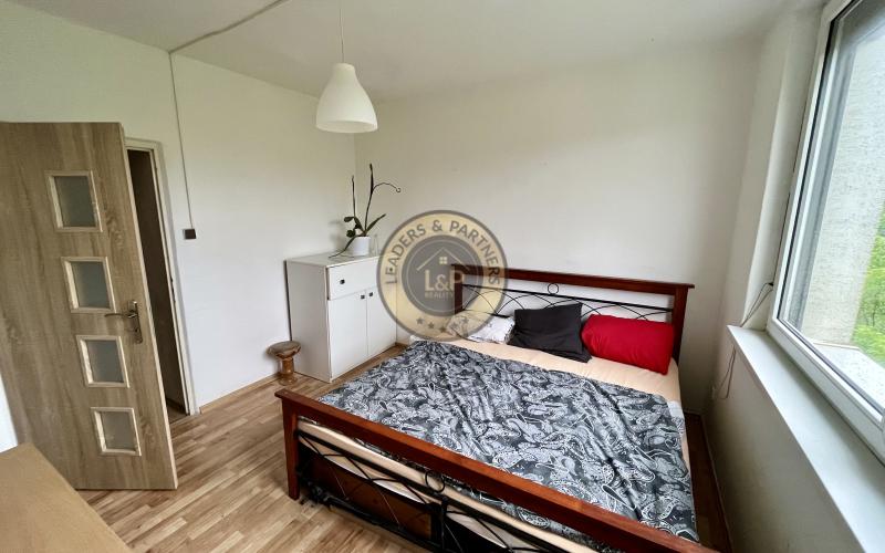 PREDAJ KRÁSNY 3 IZBOVÝ BYT, HÚŠČAVOVA DÚBRAVKA