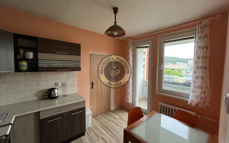 PREDAJ KRÁSNY 3 IZBOVÝ BYT, HÚŠČAVOVA DÚBRAVKA