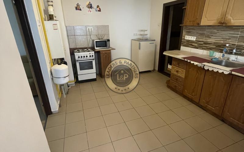 Prenájom 4-izbového domu v Zavare