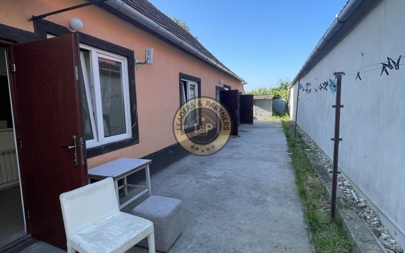 Prenájom 4-izbového domu v Zavare