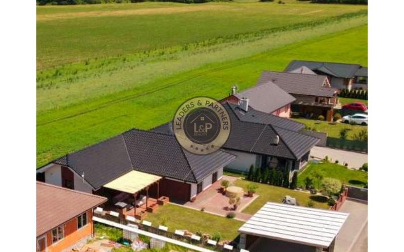 Ponúkame Vám na predaj krásny domček v obci Beluša !