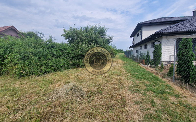 *AKTUÁLNE* stavebný pozemok Leopoldov