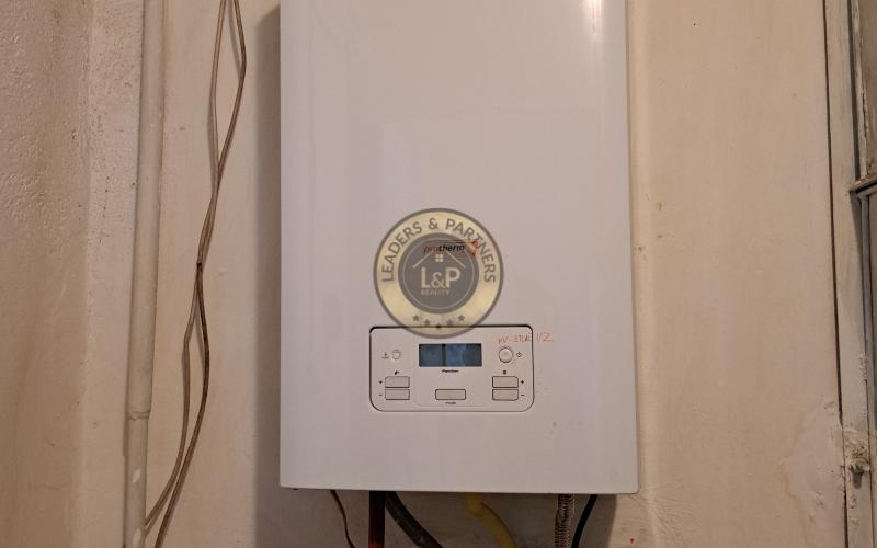 Exkluzívne na predaj dom v radovej zástavbe v historickom centre mesta Gelnica