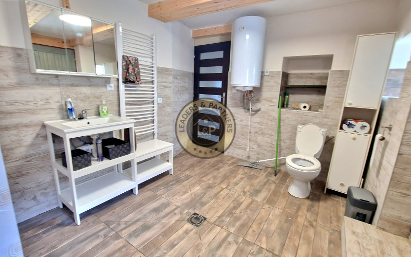 U KOVÁČOV / Podkozince - Chalupa v kľudnej lokalite