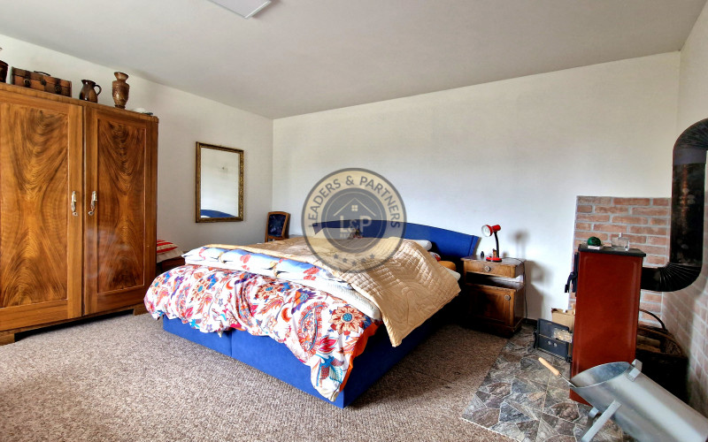 U KOVÁČOV / Podkozince - Chalupa v kľudnej lokalite