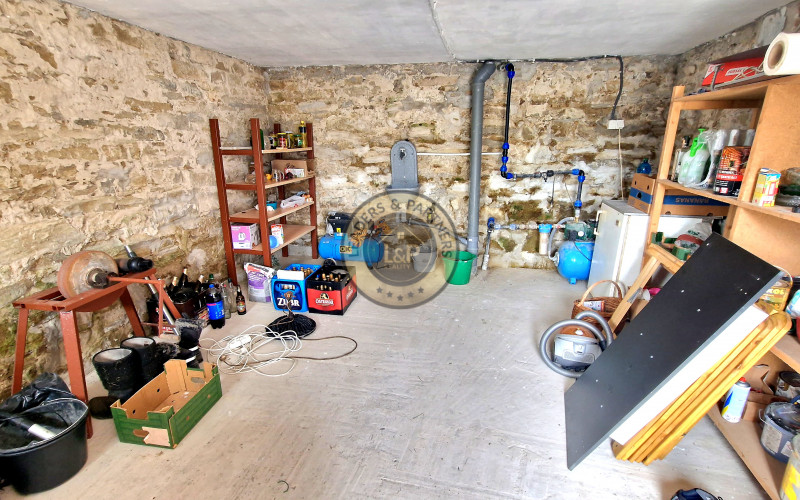 U KOVÁČOV / Podkozince - Chalupa v kľudnej lokalite