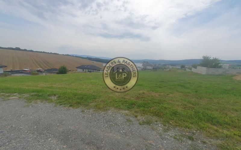 Predaj stavebný pozemok v obci Župčany 2116 m2