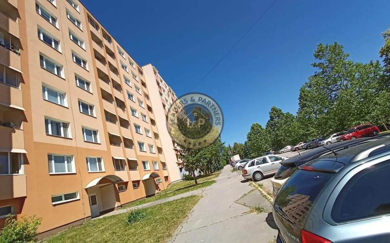 3 - izb. byt, Dénešova ul. - KVP, čiastočná rekonštrukcia, 70 m2