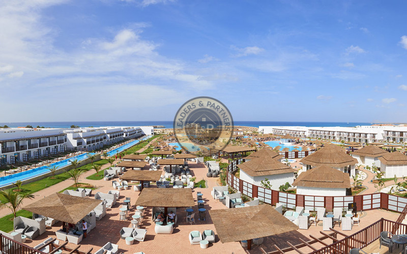 Apartmány v rezorte MELIÃ Llana Beach Resort & Spa, ostrov Sal, Kapverdy