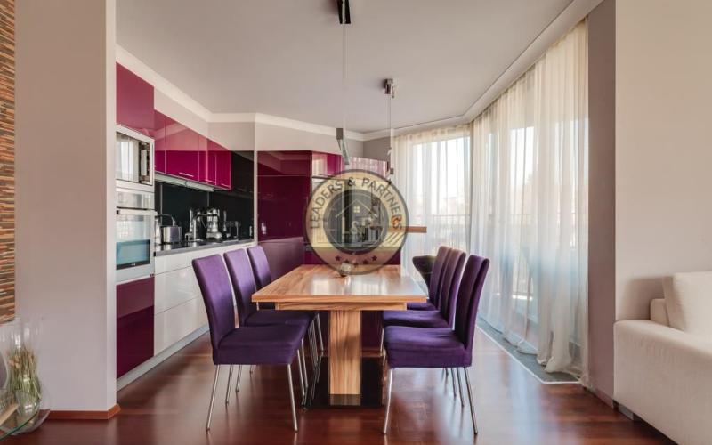 Plně zařízený 4+kk, 145 m² (Mezonet) s velkou střešní zahradou