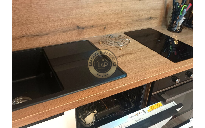 PRENÁJOM 2 -IZBOVÝ BYT NA GALVANIHO ULICI