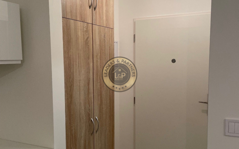 PRENÁJOM, NÁDHERNÝ, 1-IZBOVÝ BYT , PREDZÁHRADKA , VRAKUŇA, HRADSKÁ ULICA