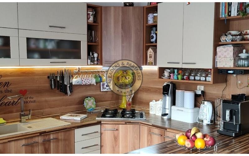 PREDANÉ! Veľký 2 izbový byt 68m2 Košice - Juh ul. Šoltésovej + loggia