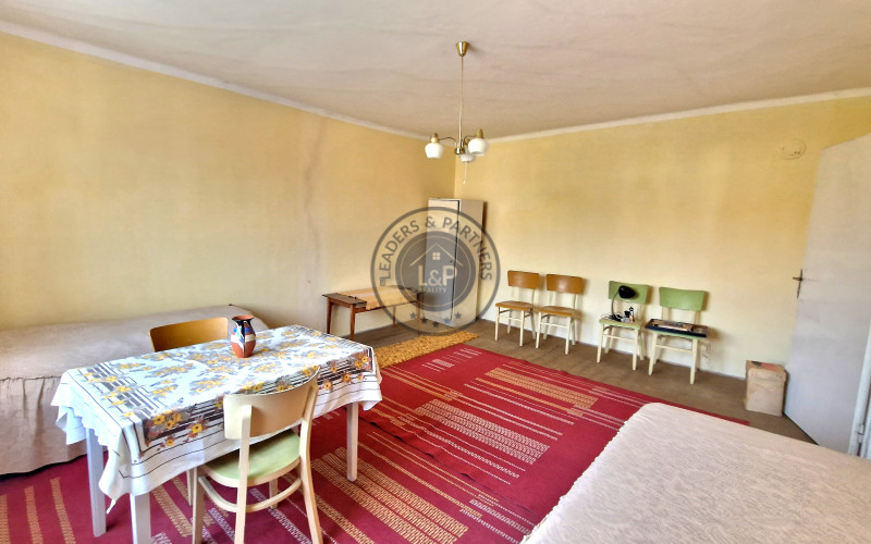 *NOVÁ CENA* veľký rodinný dom s garážou a krásnym pozemkom Piešťany/ Sládkovičova