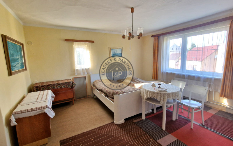 *NOVÁ CENA* veľký rodinný dom s garážou a krásnym pozemkom Piešťany/ Sládkovičova