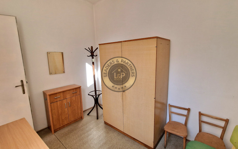 *NOVÁ CENA* veľký rodinný dom s garážou a krásnym pozemkom Piešťany/ Sládkovičova